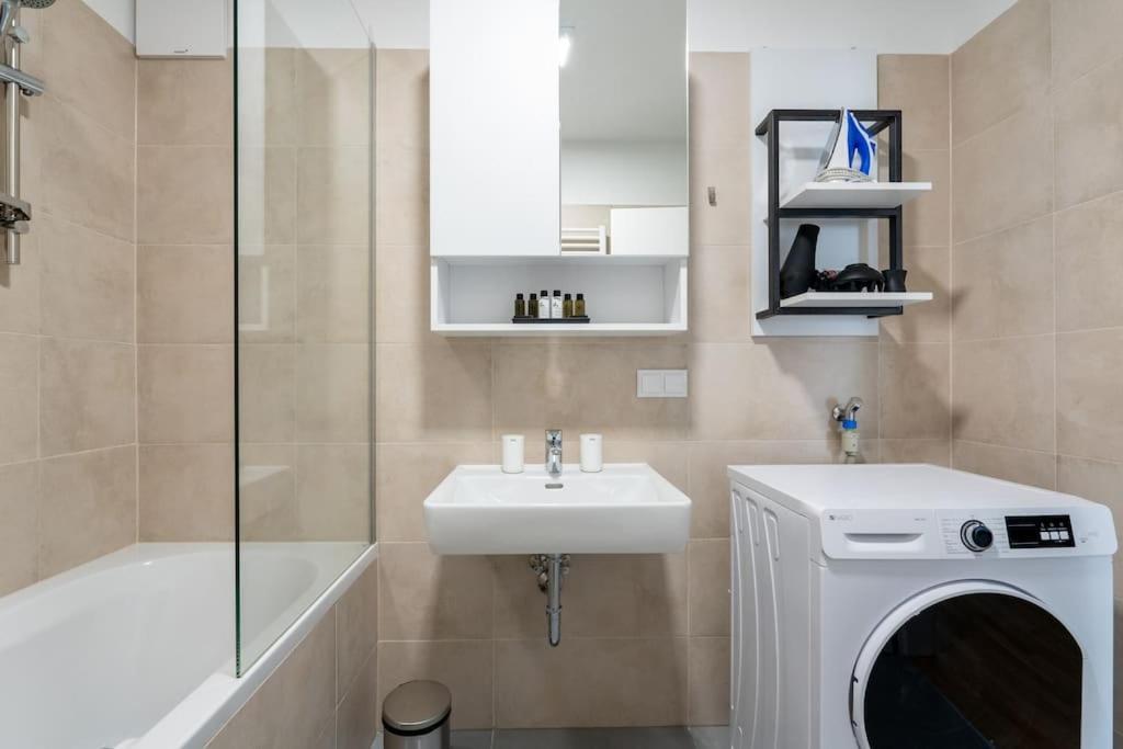 Urban 1Br Retreat, Easy City Link By Hm Viena Exterior foto